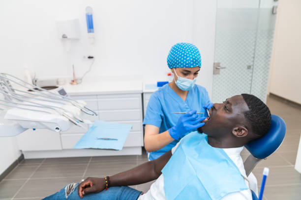 Best Emergency Dental Care for Broken or Chipped Teeth in Great Neck Plaza, NY